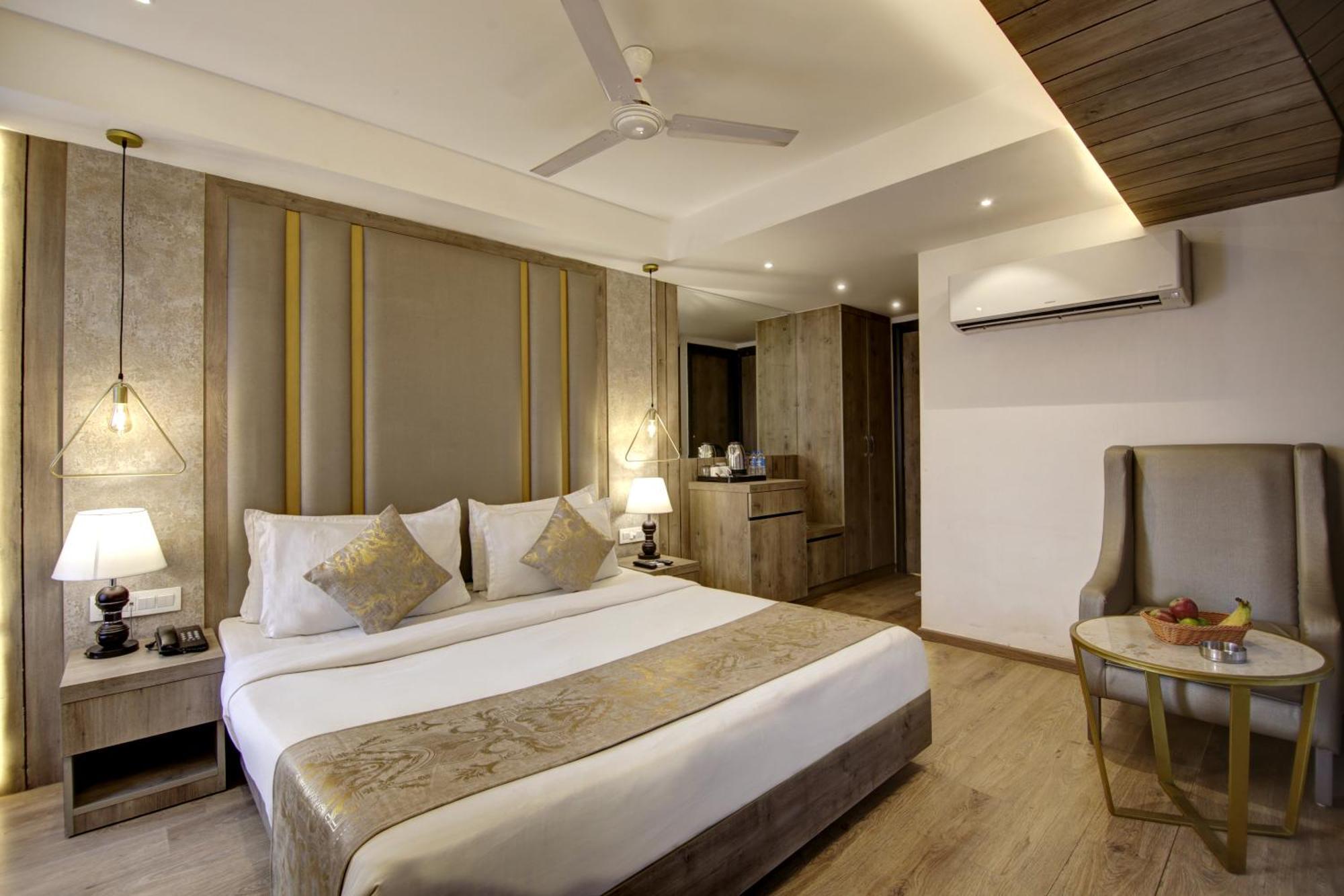 Hotel Town Pallace Inn Patel Nagar New Delhi Exterior foto